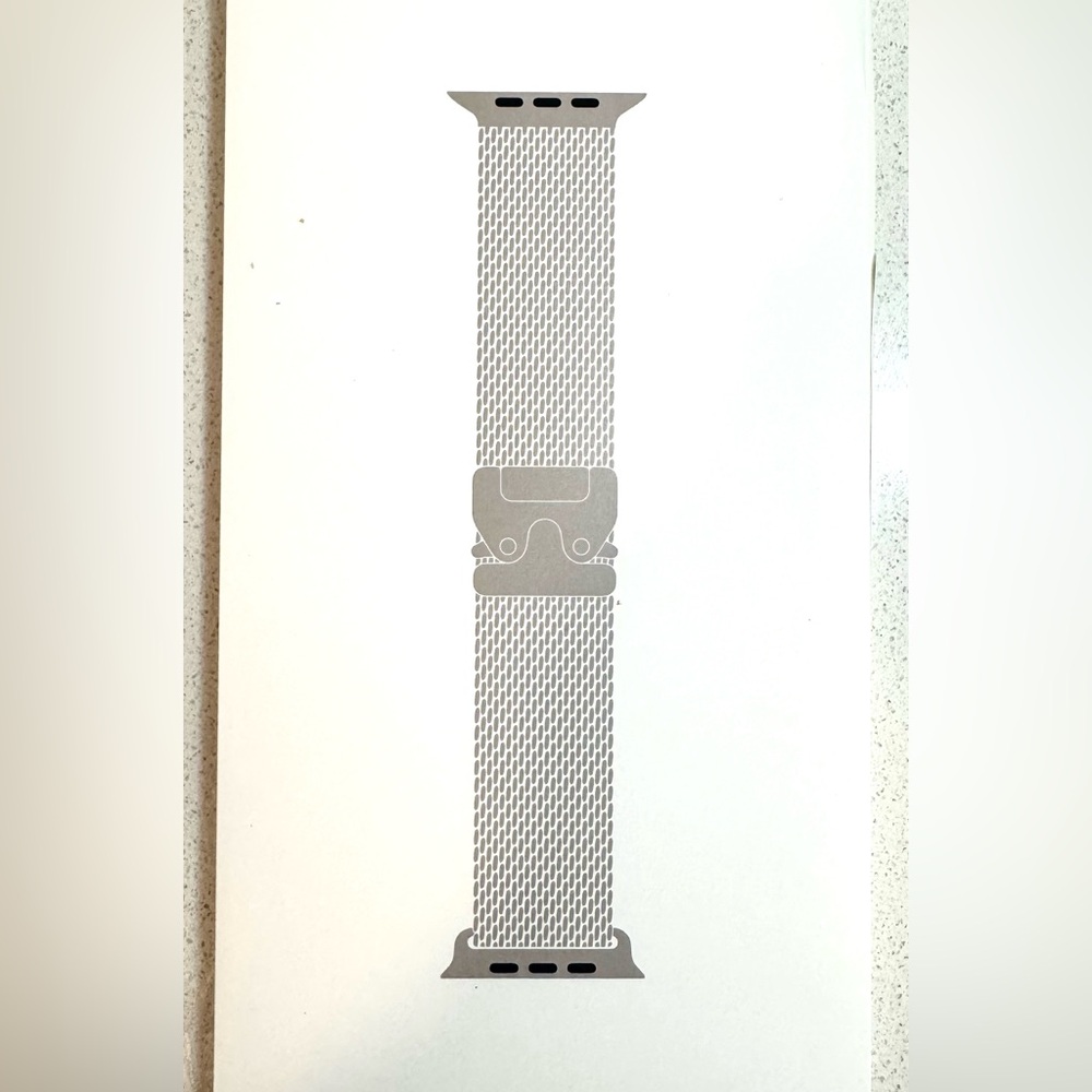 Apple iWatch 49mm NATURAL Titanium Milanese Loop size "M" for Ultra2 Sealed, New - Picture 8 of 14